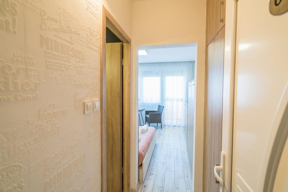 Property building, Photo of the whole room