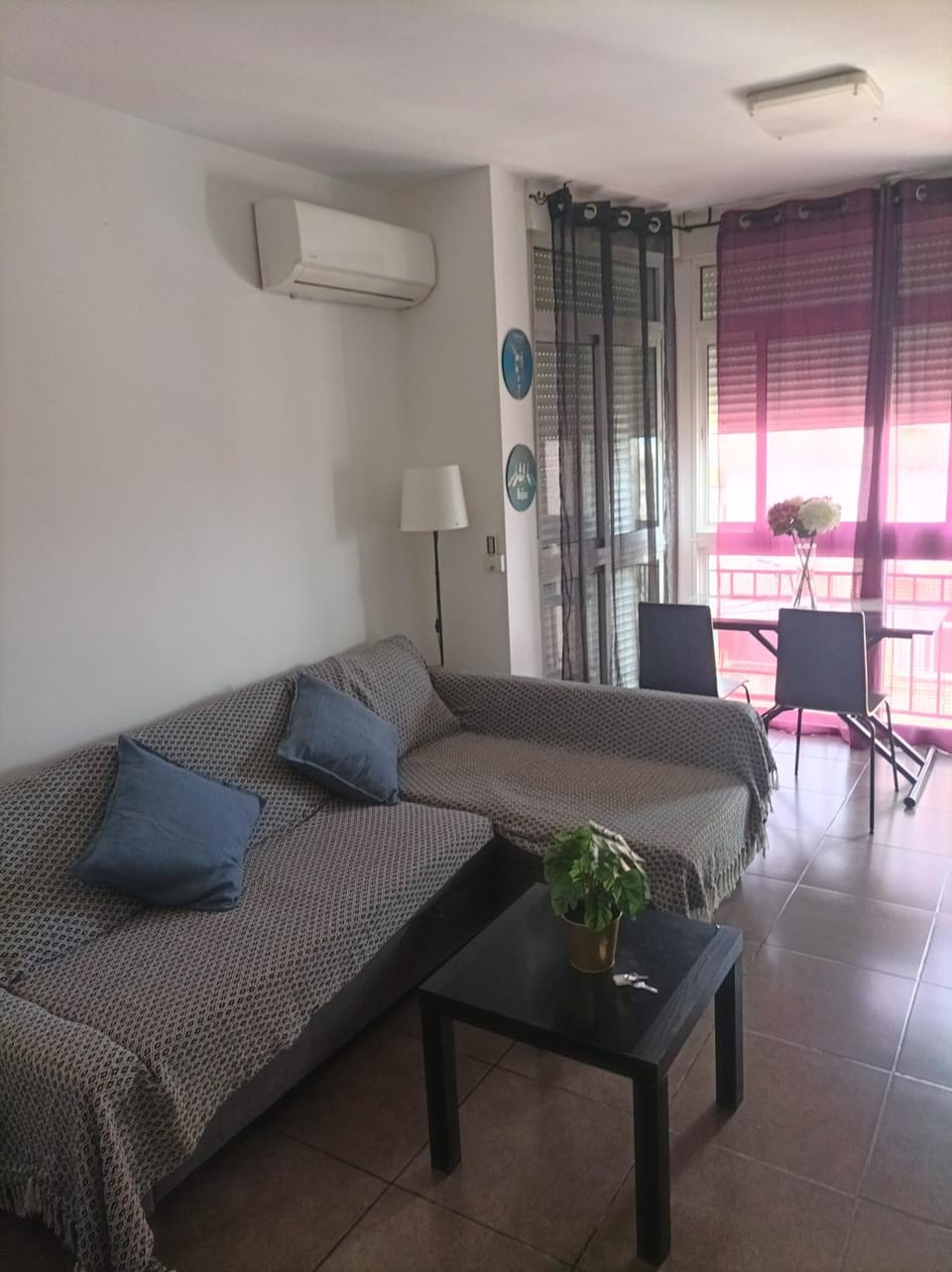 Living room, Dining area, air conditioner