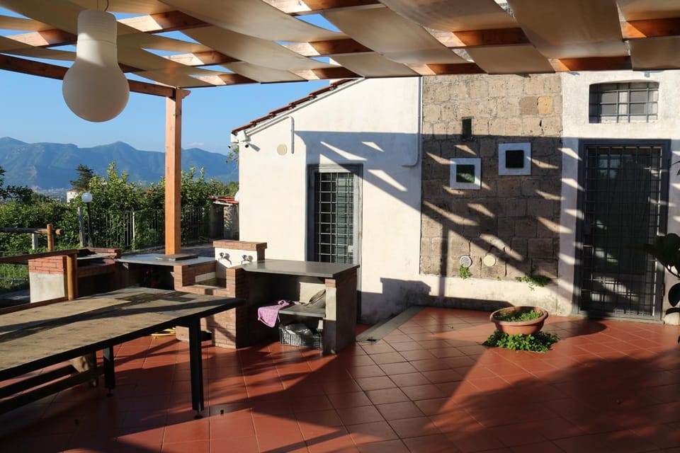 Day, Balcony/Terrace, Dining area, Mountain view