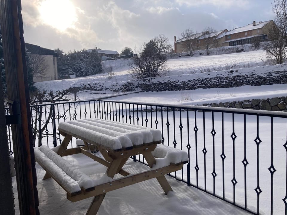 la grange T2 Centre Ville Jardin WIFI Apartment in Catalonia