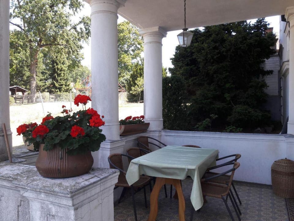 Balcony/Terrace, Seating area