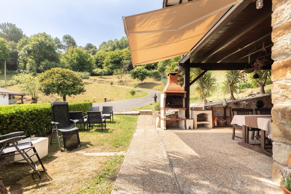 Property building, BBQ facilities, Garden