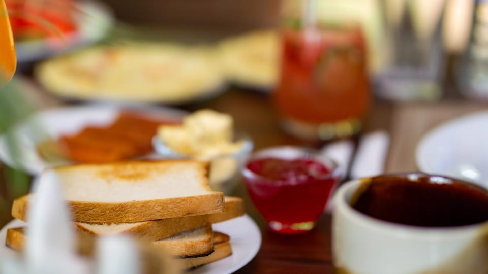 Breakfast, Continental breakfast