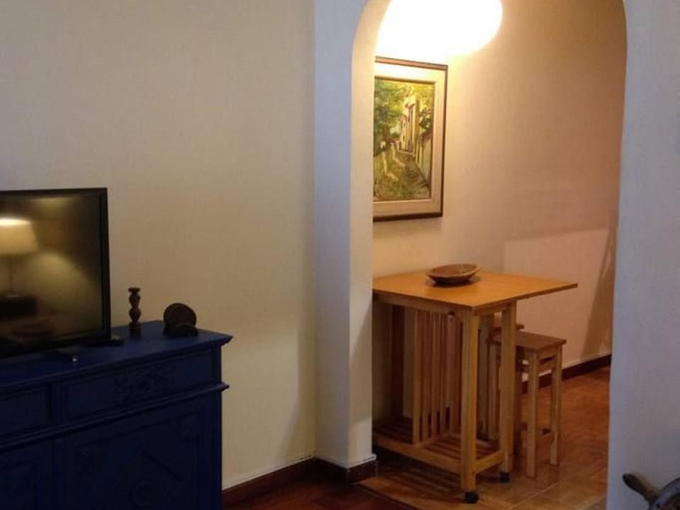 TV and multimedia, Decorative detail