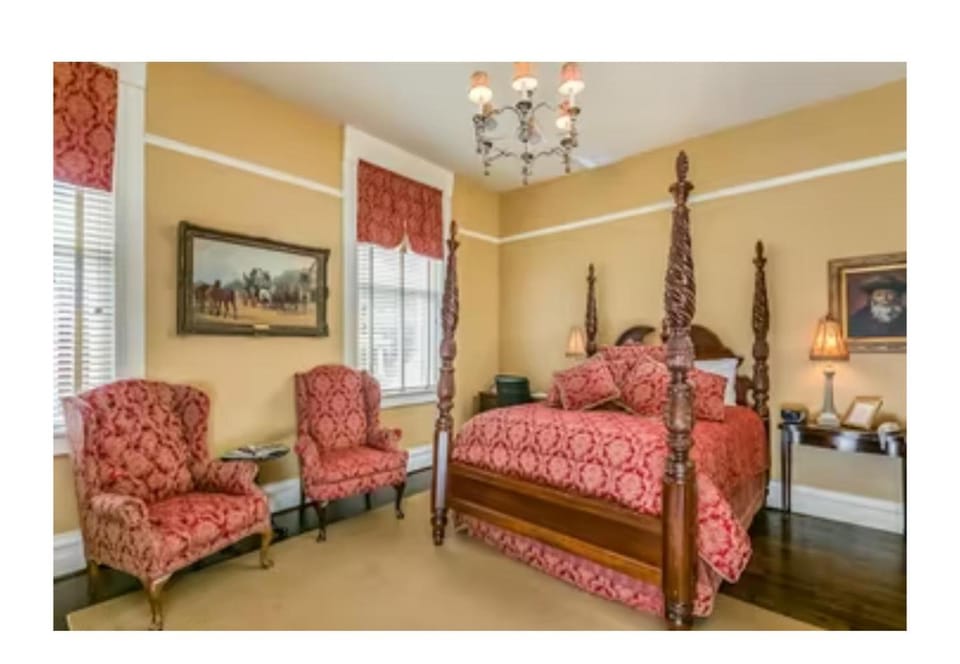The Mayor's Mansion Inn Bed and Breakfast in Chattanooga