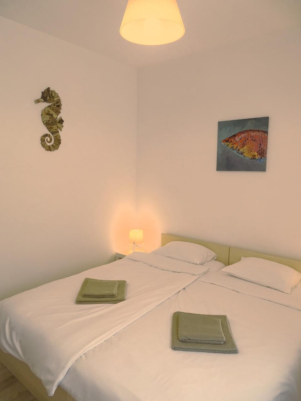 Bed, Bedroom, towels, air conditioner