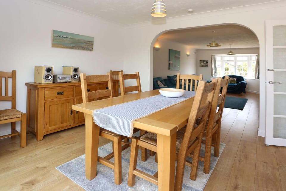 Lazy Days Cottage House in Winterton-on-Sea