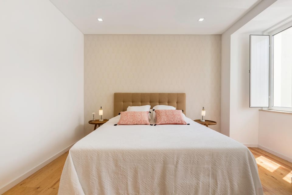 Bed, cot