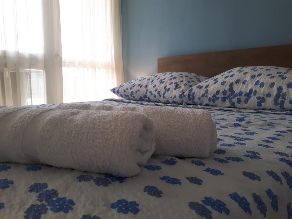 Property building, Bed