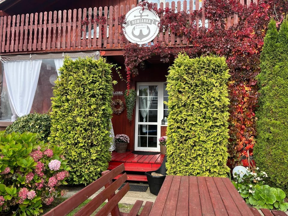 Rowianka Nature lodge in Pomeranian Voivodeship