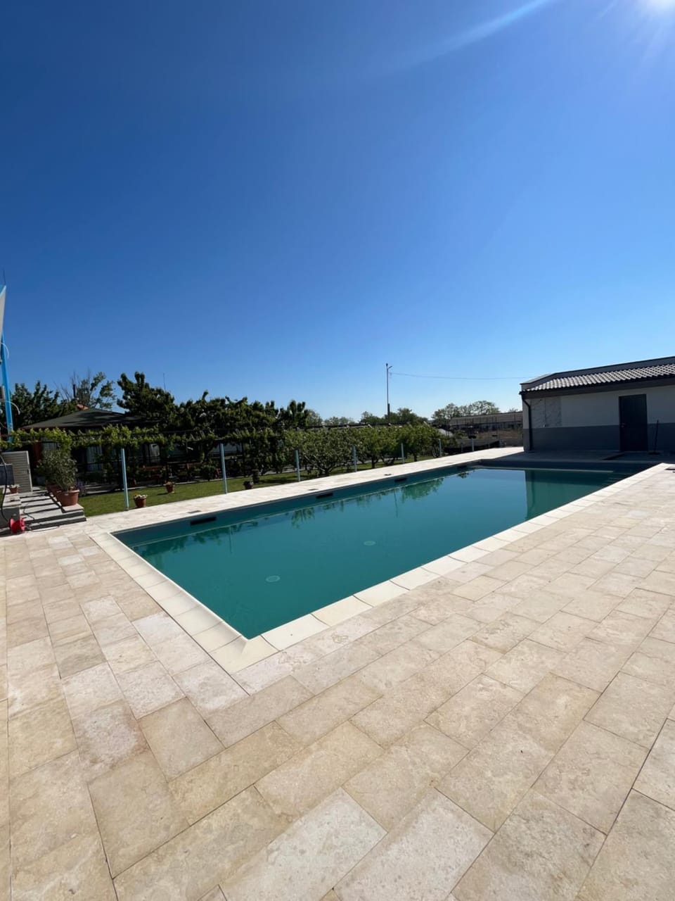 Swimming pool