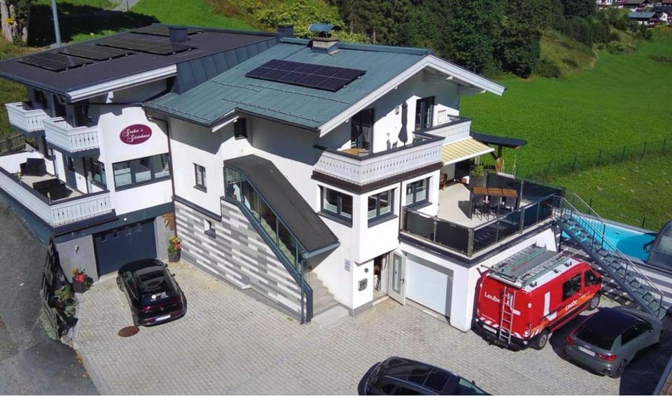 Property building, Bird's eye view