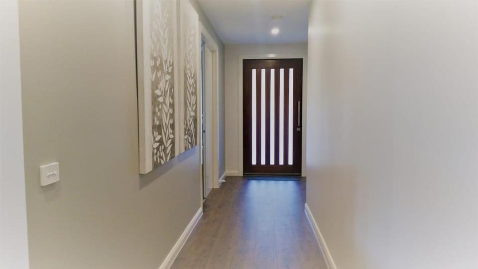 Luxury Capel Sound House in Melbourne