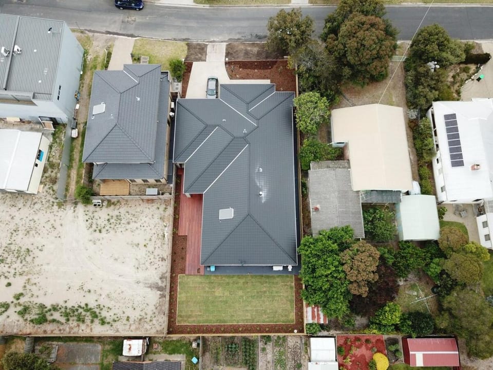 Luxury Capel Sound House in Melbourne