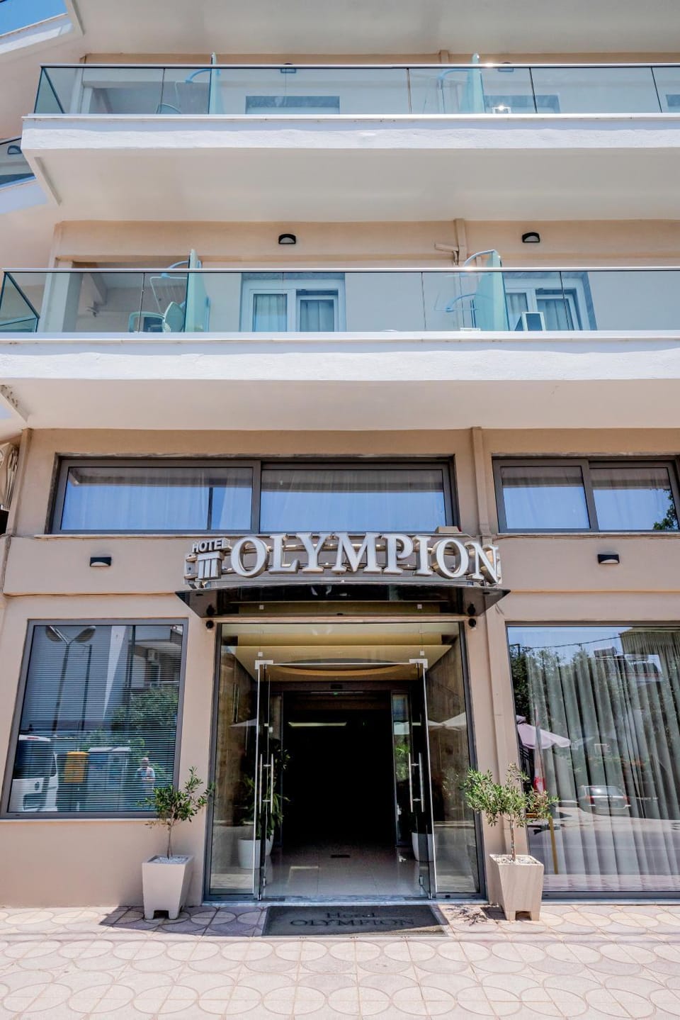 Property building, Facade/entrance