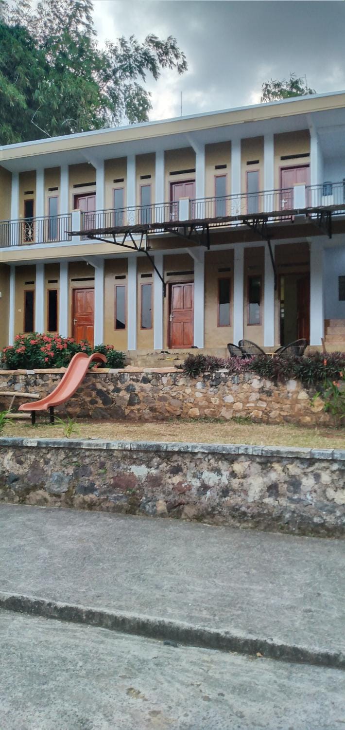 Hazza sharia homestay Vacation rental in West Java