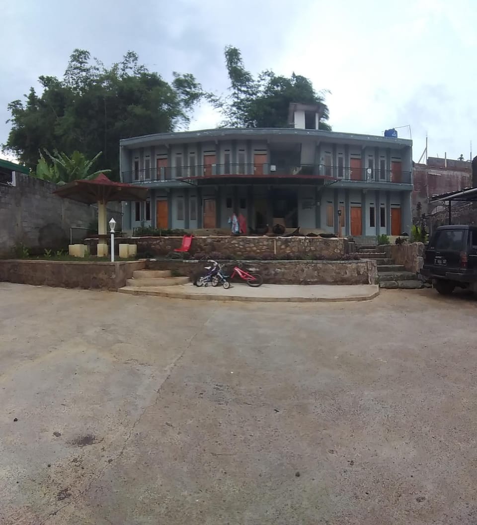 Hazza sharia homestay Vacation rental in West Java