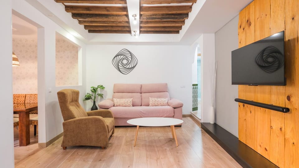 TV and multimedia, Living room, Seating area
