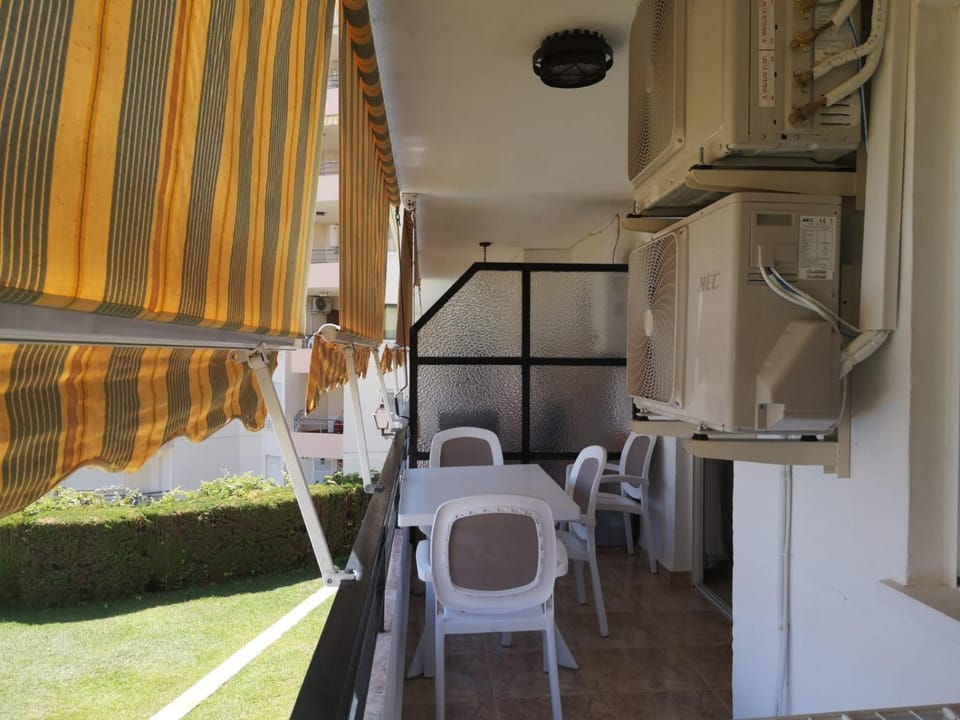 Burriana Edf Haway Apartment in Nerja