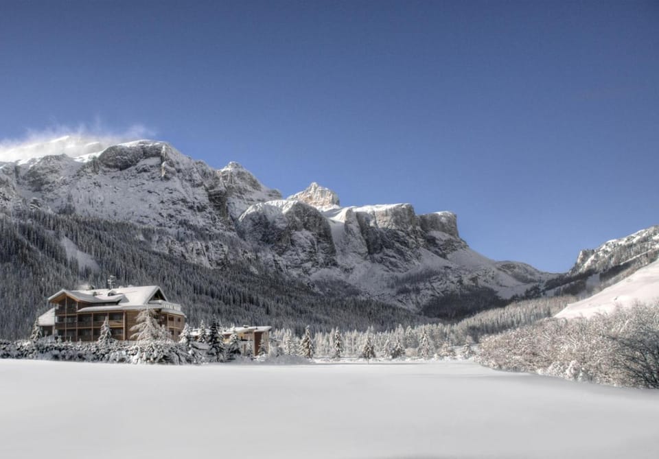 Hotel La Tambra Hotel in Corvara