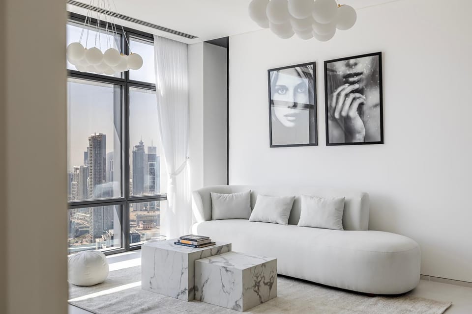 Bed, Living room, Photo of the whole room, Seating area, Bedroom