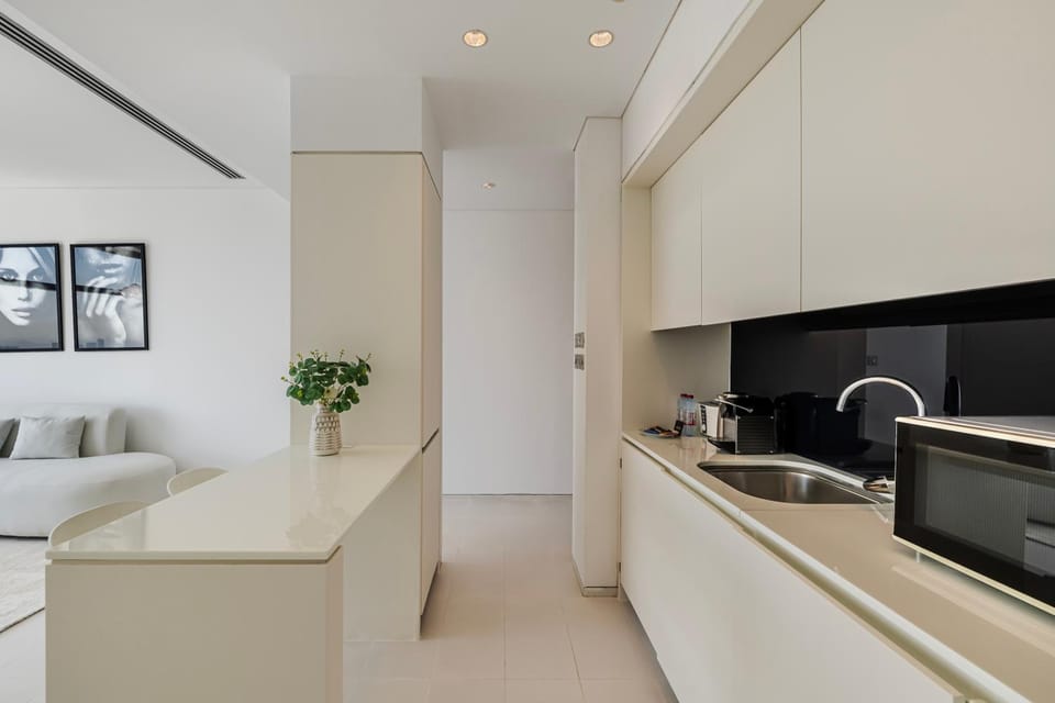 Bed, Coffee/tea facilities, Kitchen or kitchenette, Photo of the whole room, Dining area, Bedroom, minibar, pet friendly, stove, toaster