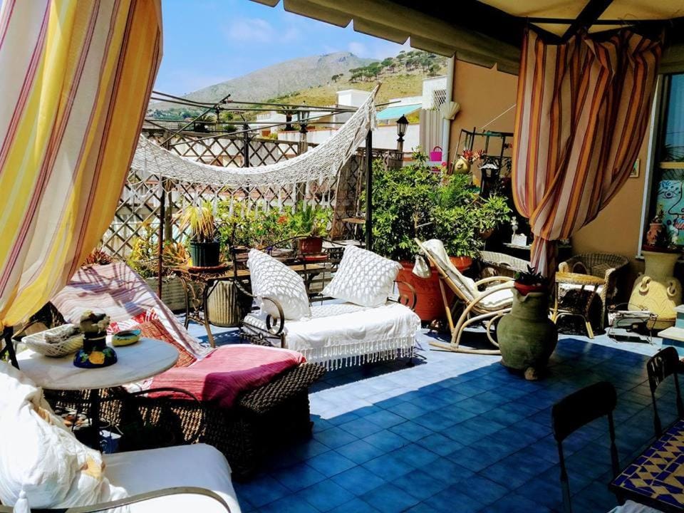 Patio, Internal: Not applicable to any particular room