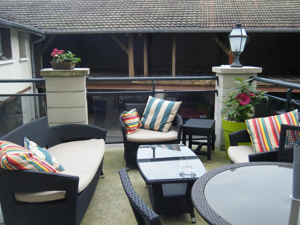Patio, Balcony/Terrace