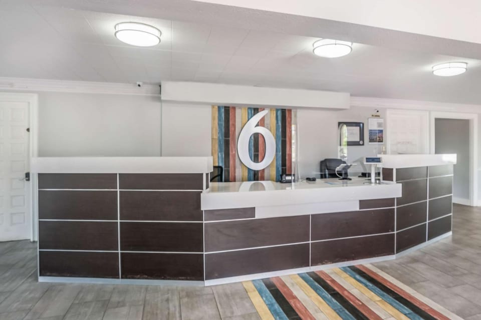 Lobby or reception, On site