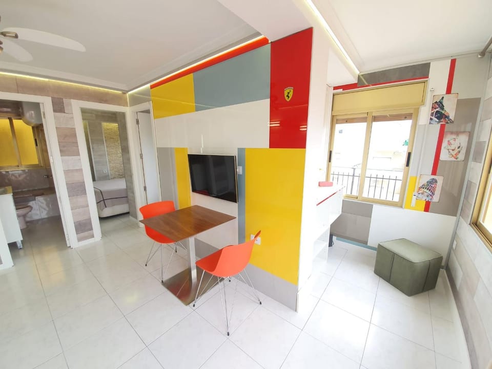Apartamento en Salou con las vistas al Port Aventura Apartment in Salou