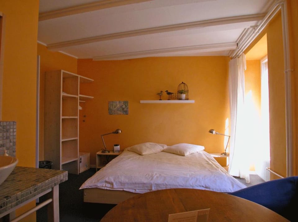 Le Café-Hôtel de L'Aubier Hotel in Neuchâtel