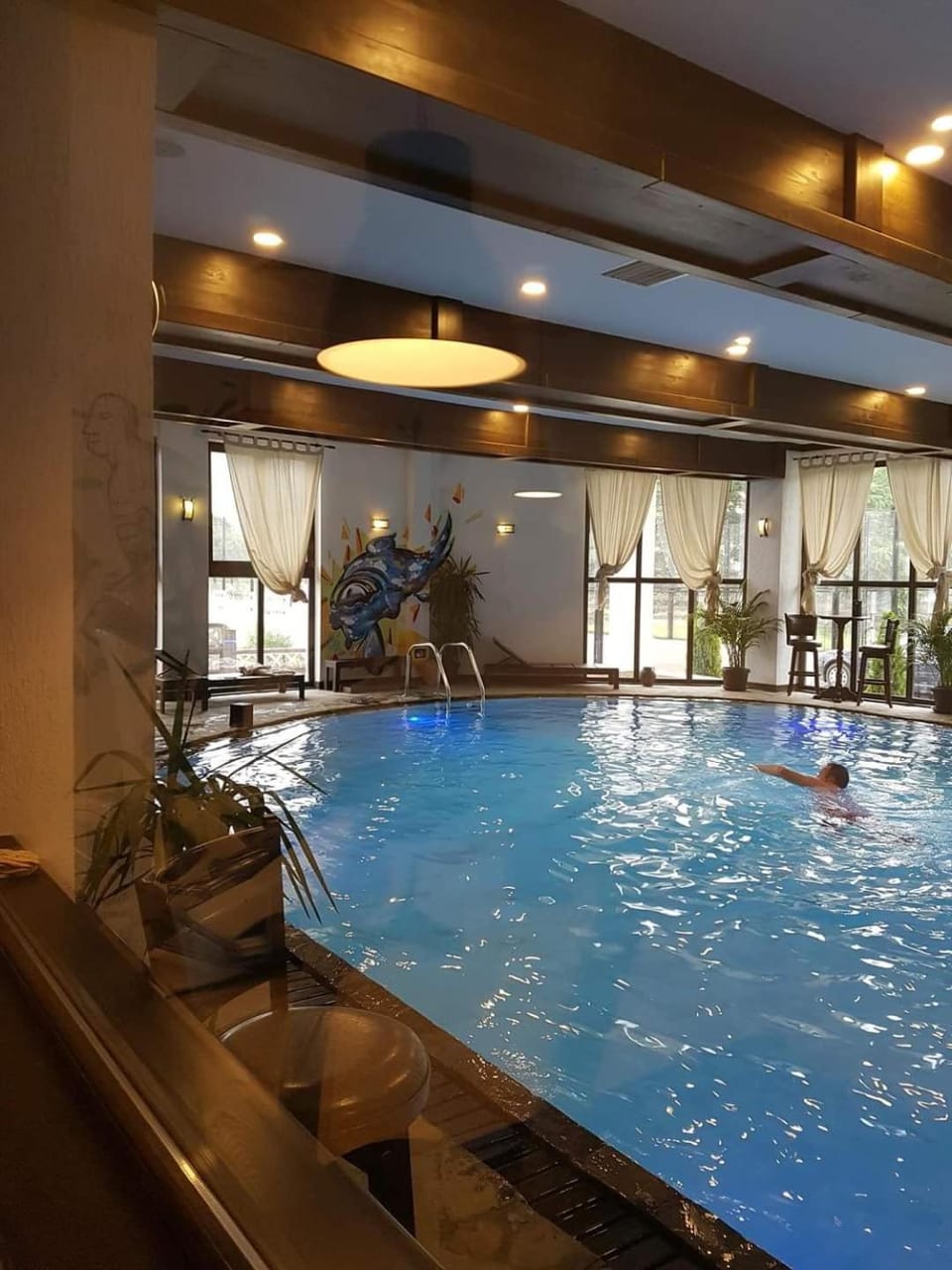 Swimming pool