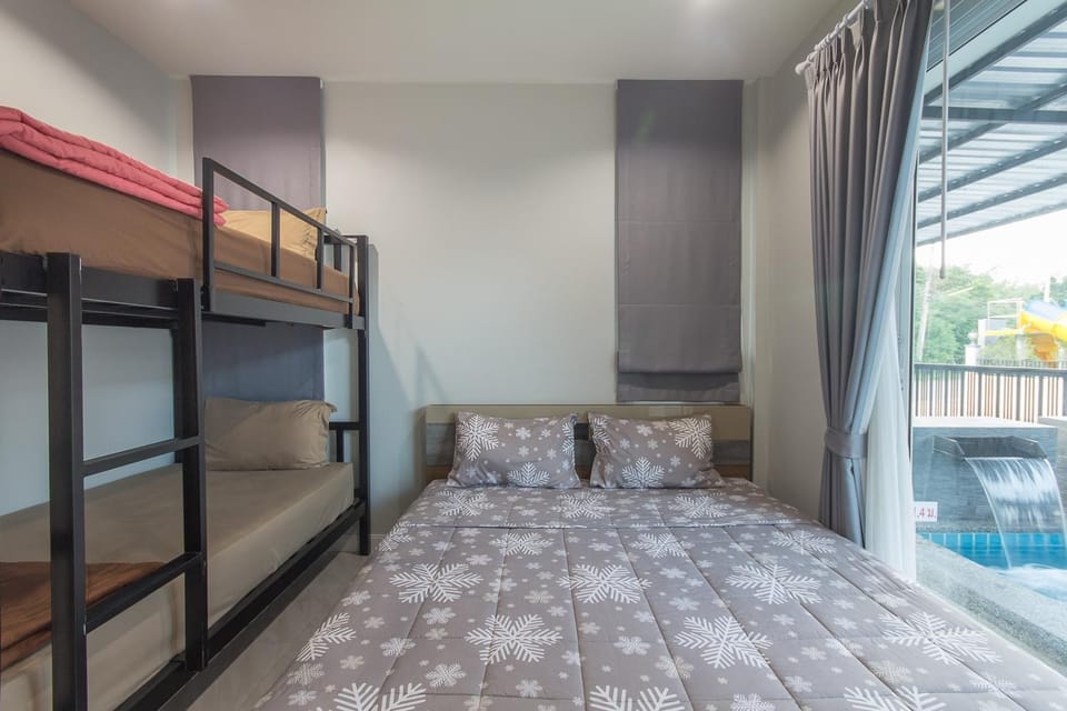 bunk bed