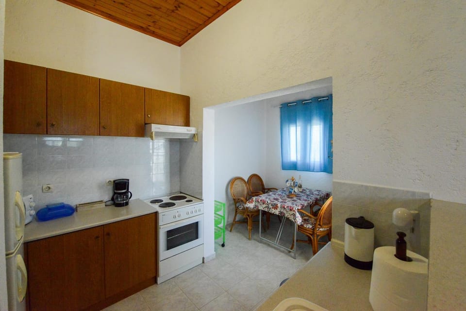 Day, Kitchen or kitchenette, Dining area