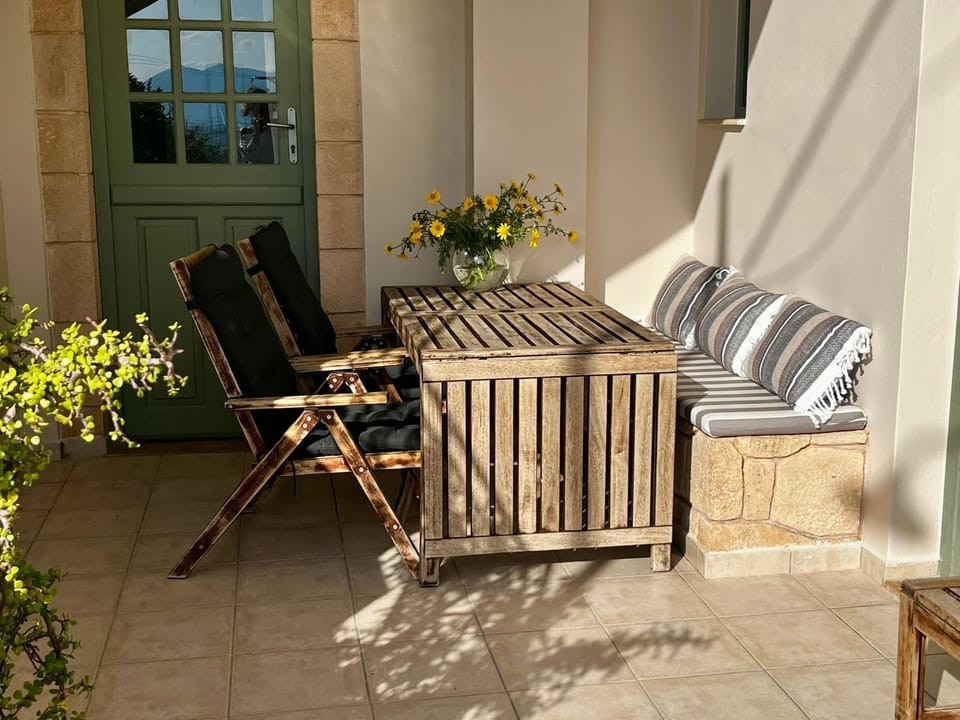 Patio, View (from property/room), Balcony/Terrace, Seating area
