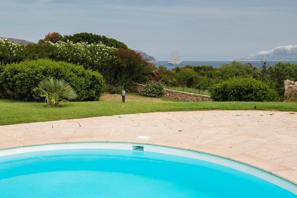Sea view, Swimming pool