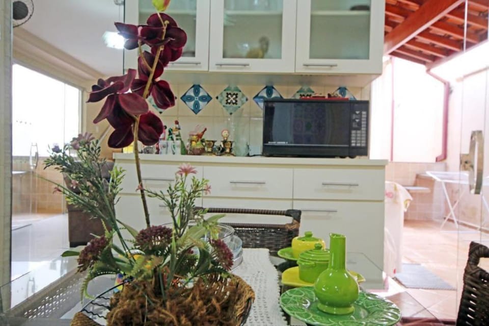 Casa Mel House in Olímpia