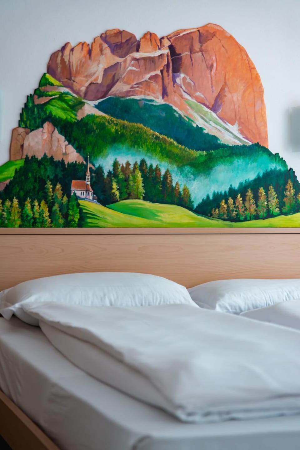 Bed, Decorative detail, Bedroom