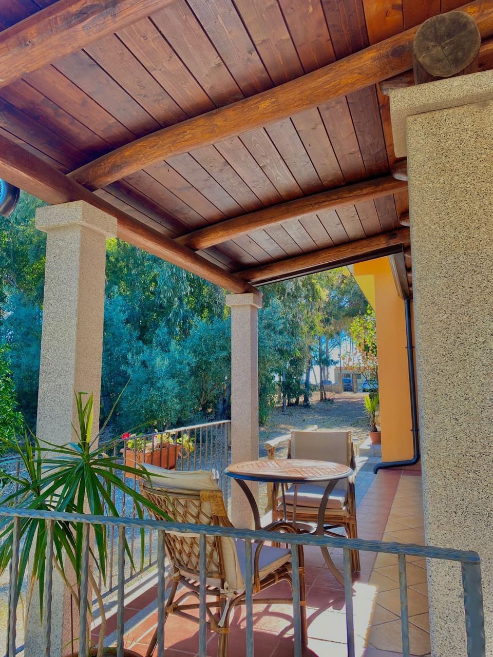 View (from property/room), Balcony/Terrace, Dining area