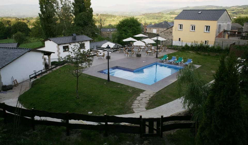Swimming pool, Swimming pool