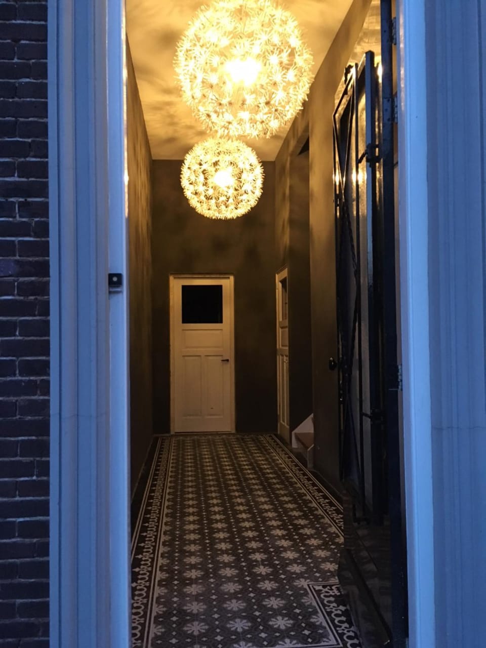 Facade/entrance, Decorative detail
