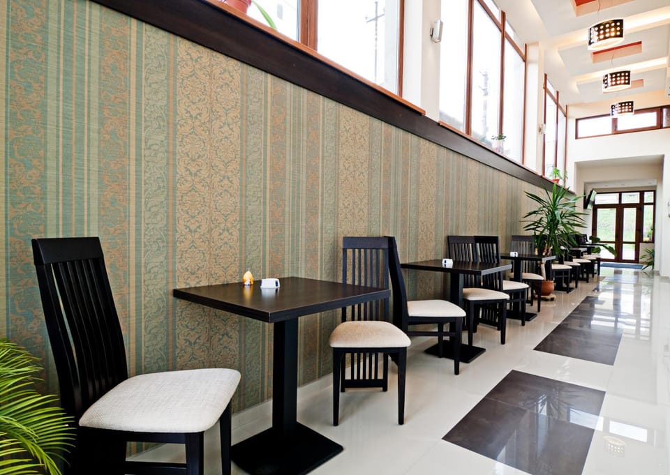 Lounge or bar