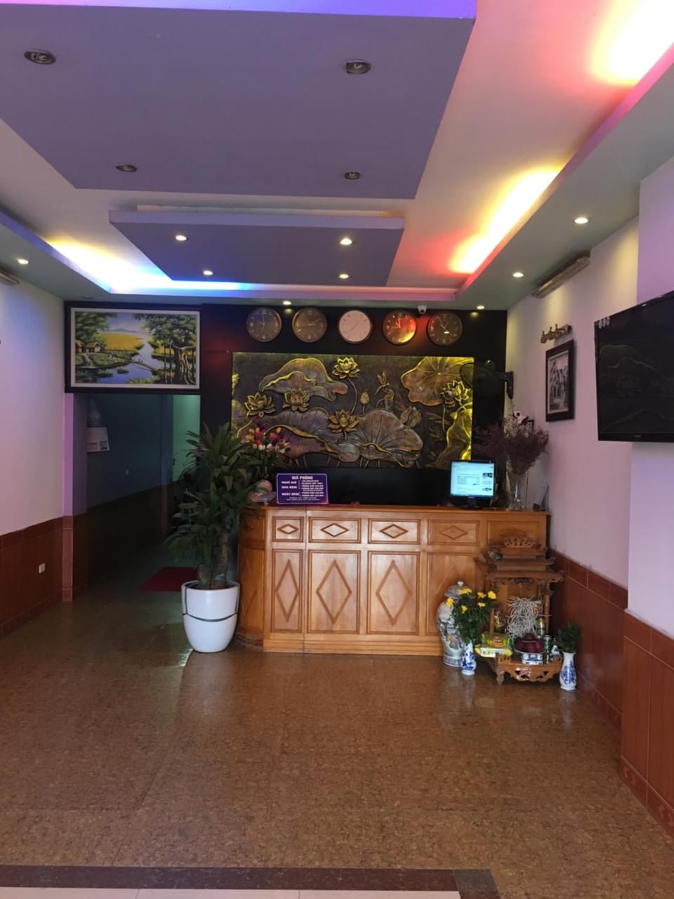 Communal lounge/ TV room