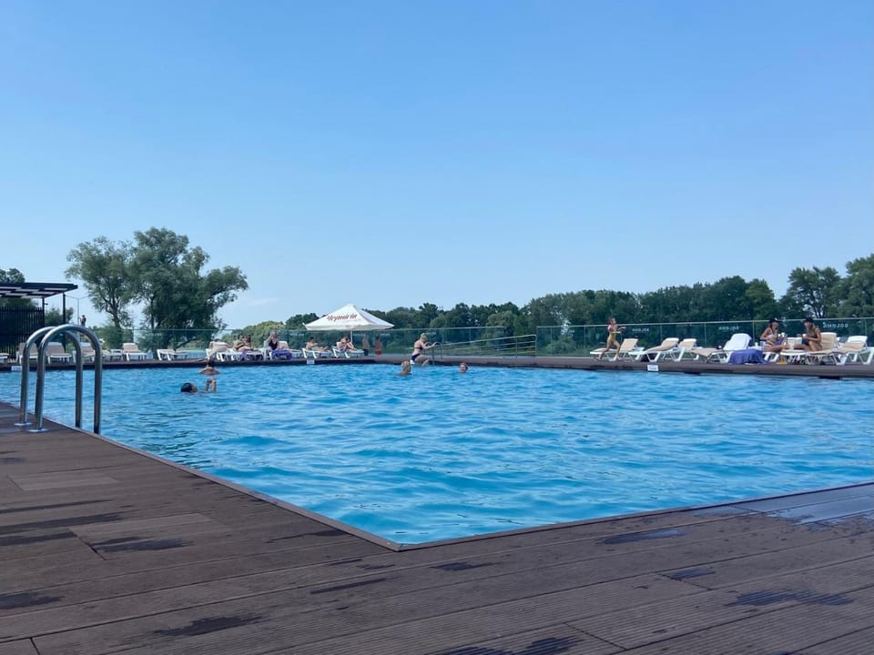 Pool view, Swimming pool