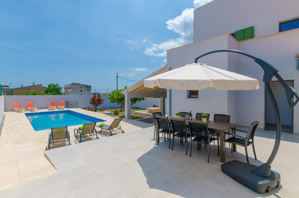 Balcony/Terrace, Swimming pool