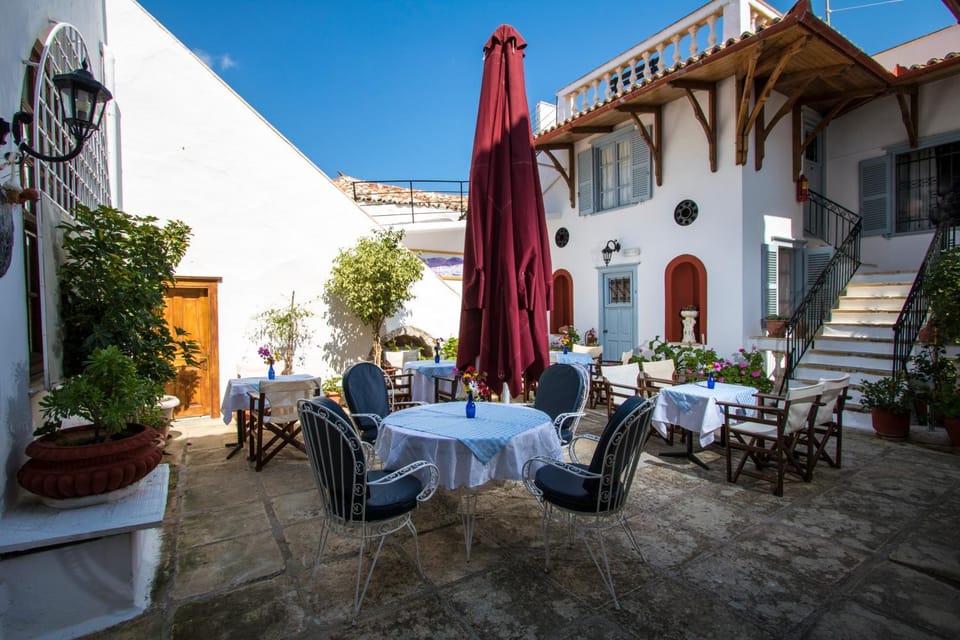 Garden, Inner courtyard view