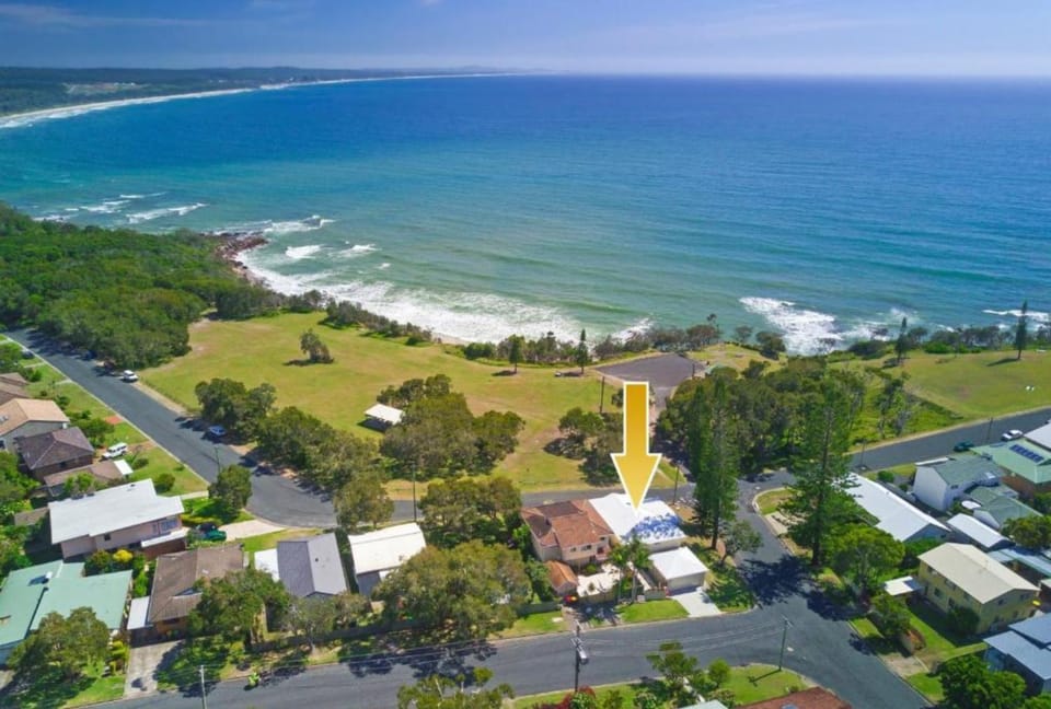 Neighbourhood, Bird's eye view, Beach