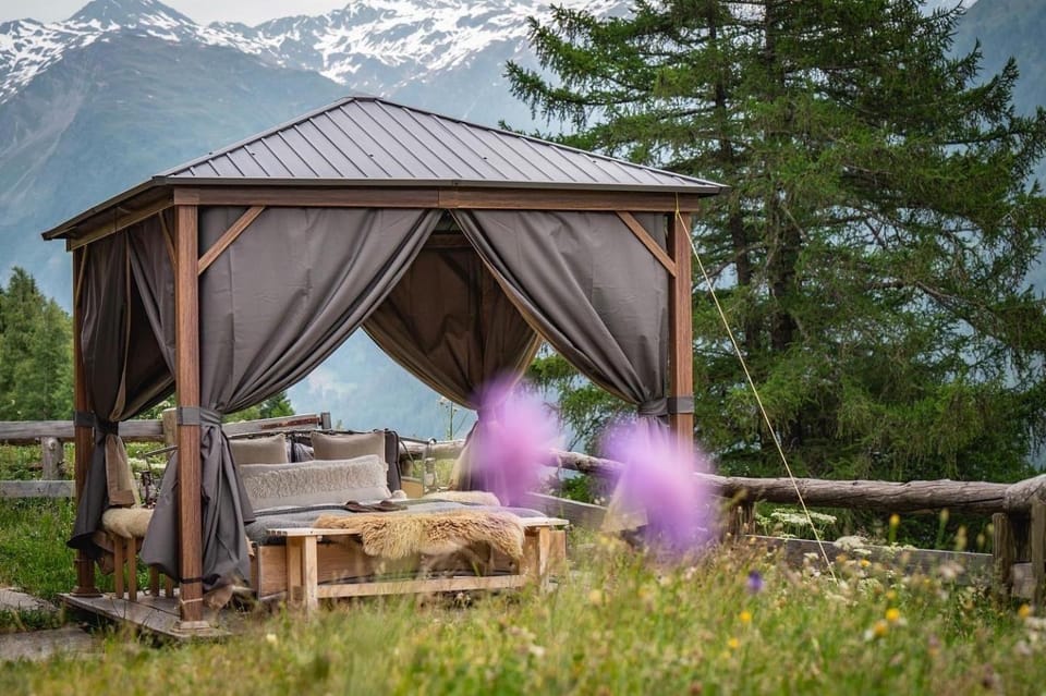 Naturlodge Gadestatt Luxury tent in Canton of Valais