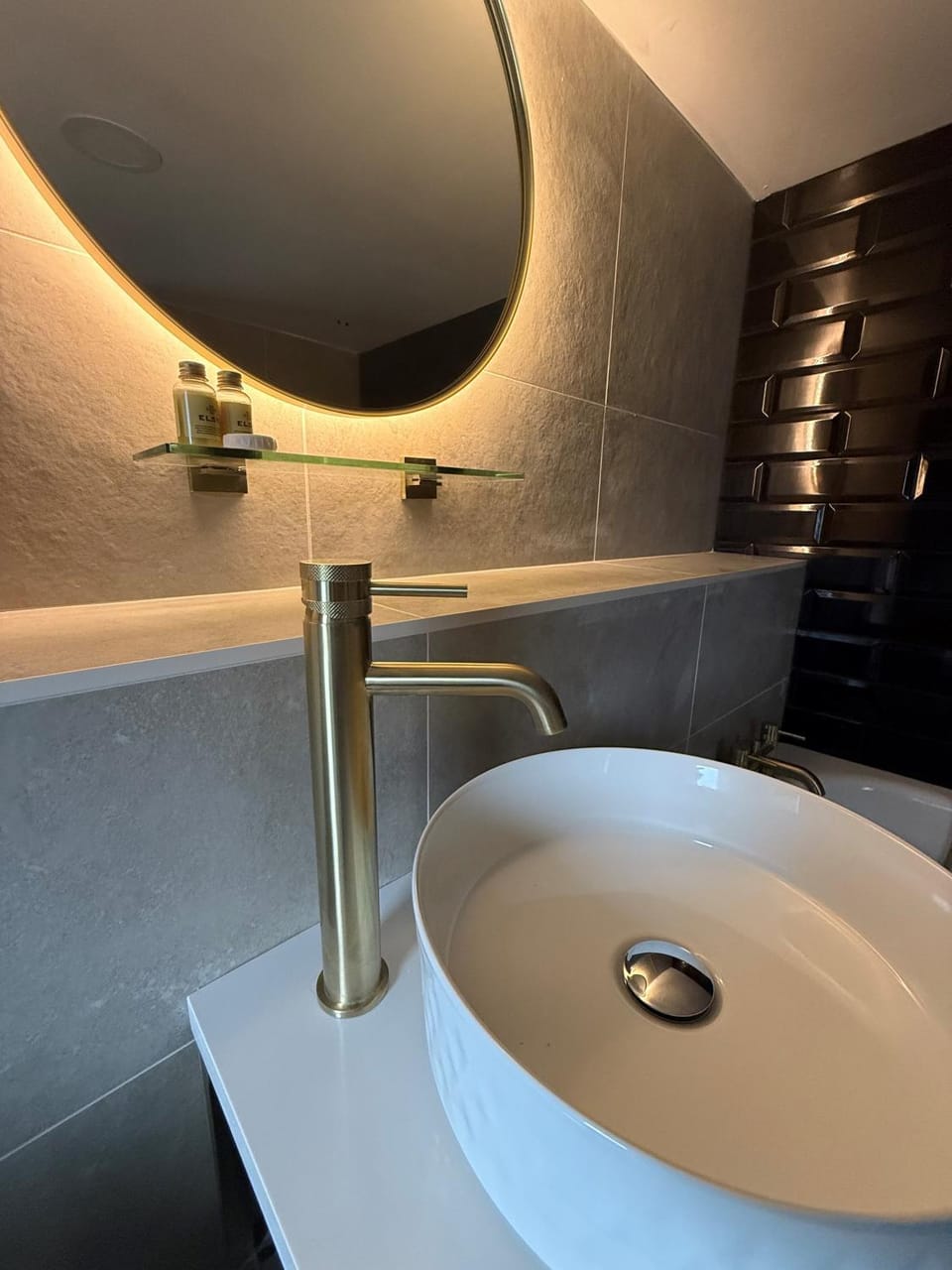 Lyons Woodlands Hall Hotel in Wales