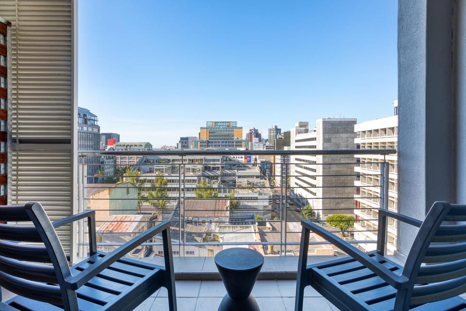 Balcony/Terrace, City view, Street view